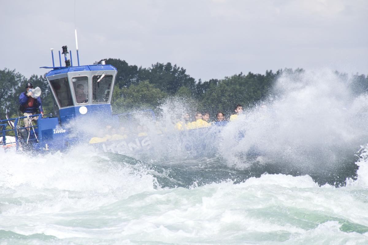 Jet Boating on the Rapids Old Port of Montréal