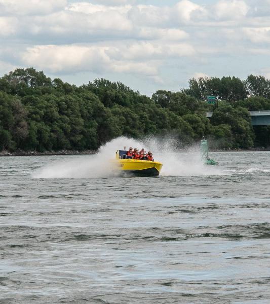 Rodeo-style Speedboating